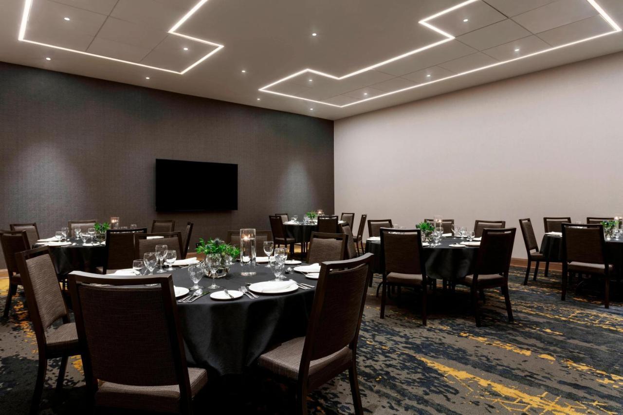 Sheraton Saint-Hyacinthe Hotel Exterior foto